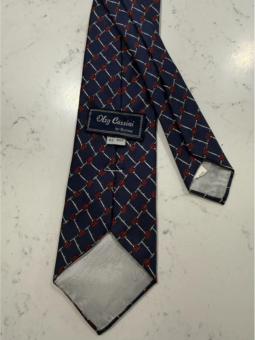 Oleg Cassini By Burma Vintage Men’s Tie 100% Silk Made USA Blue Red